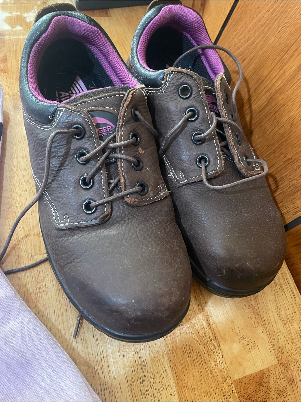 Avenger Brown Work Boots with Purple Collar and Black Insole size 8.